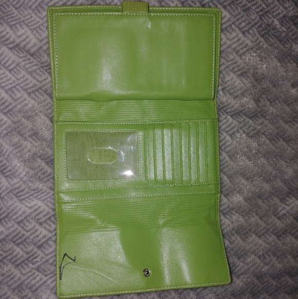 Faux Crocodile Wallet - Picture 3 of 4